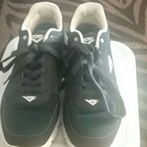 Men's sneakers